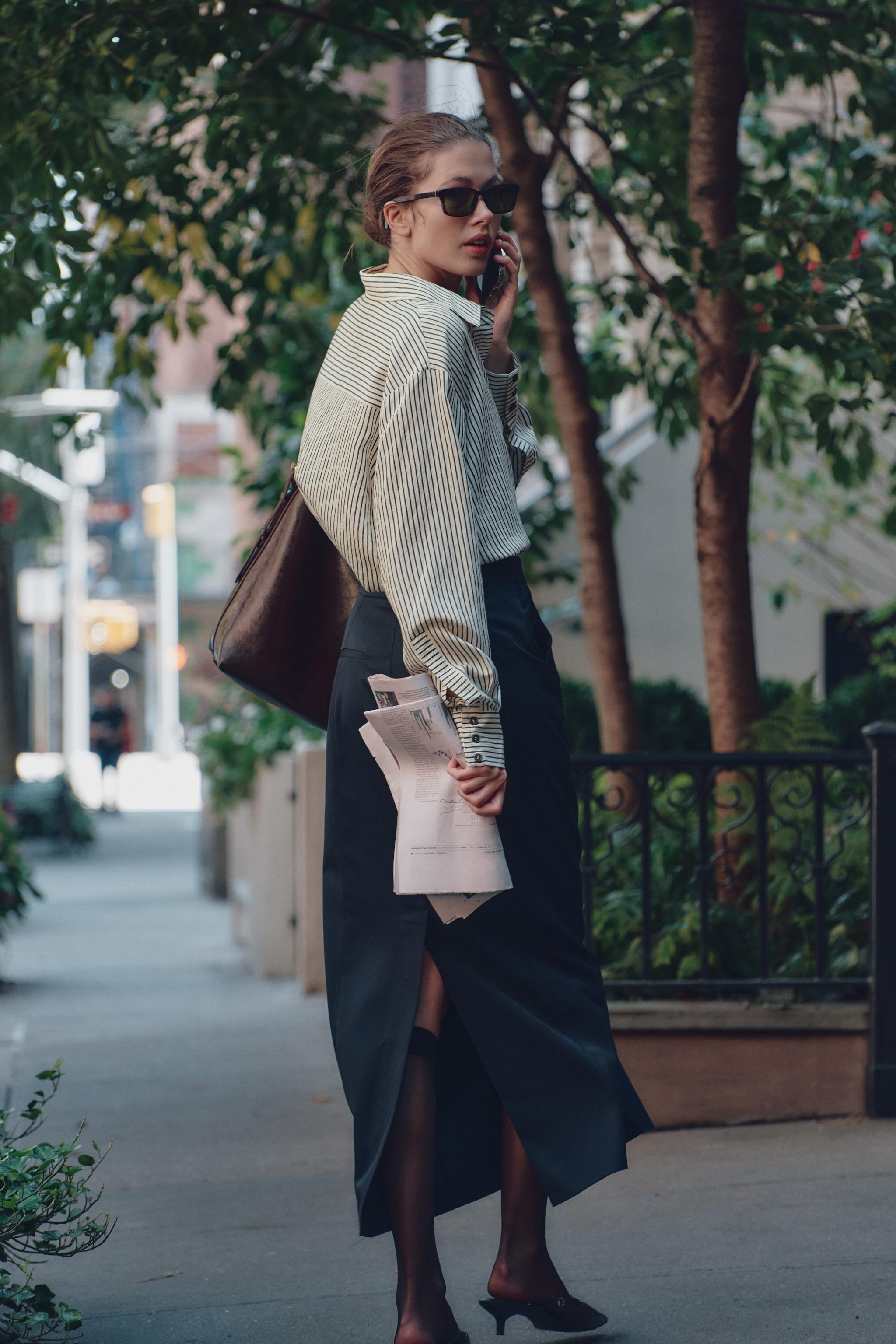 FLOWY STRIPED SHIRT Product Image