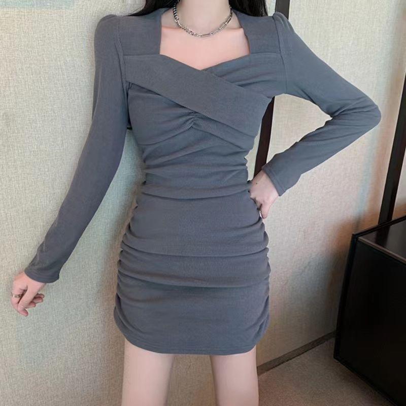 Long-Sleeve V-Neck Plain Ruched Mini Sheath Dress Product Image