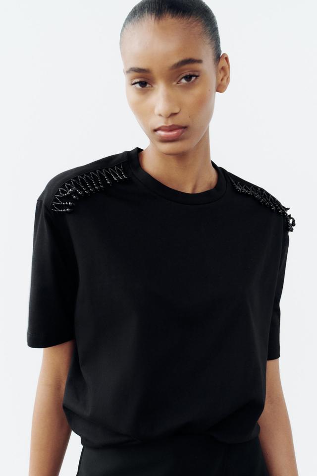 JEWEL SHOULDER T-SHIRT Product Image