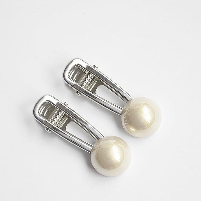 Faux Pearl Hair Clip Product Image