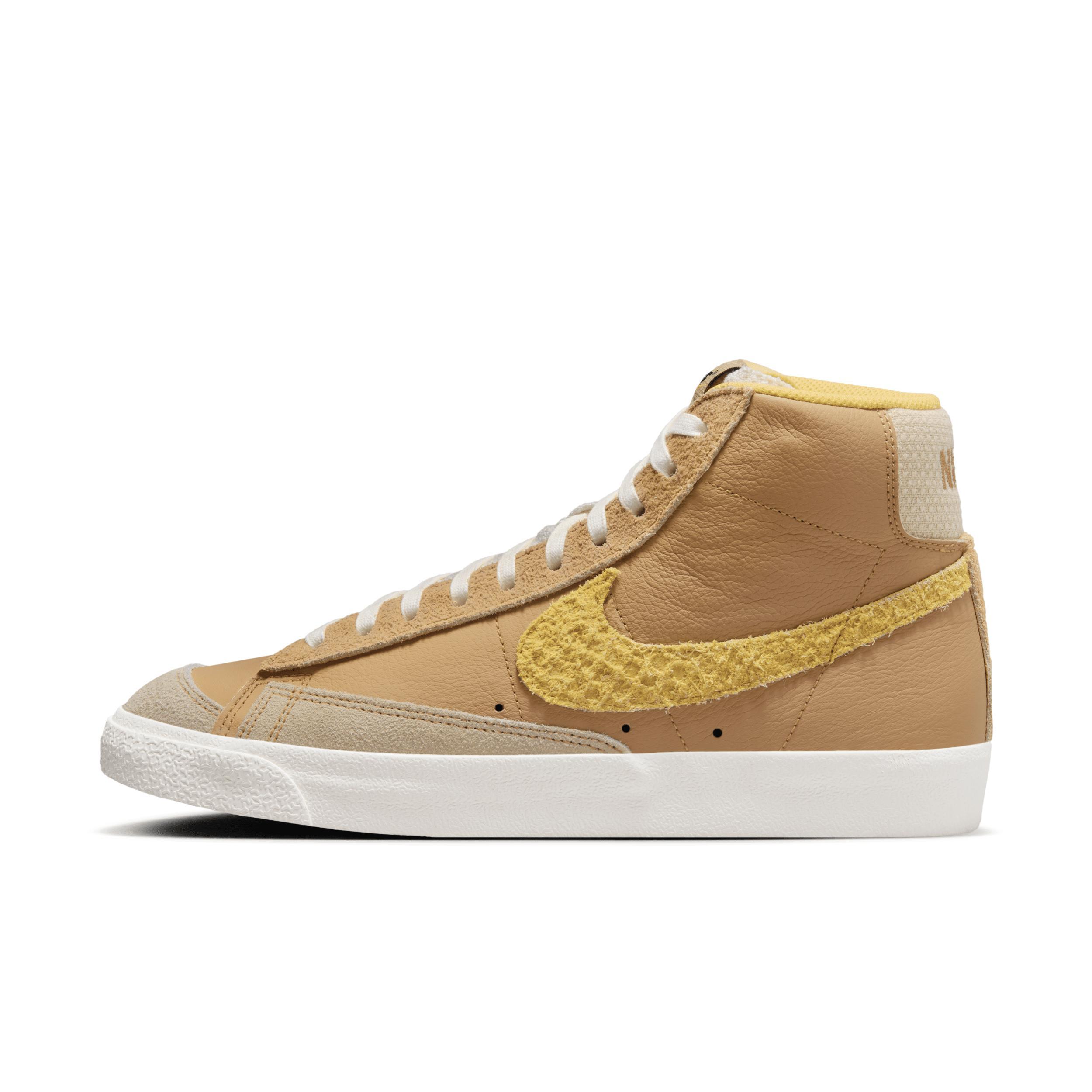 Nike Men's Blazer Mid '77 Vintage Shoes Product Image