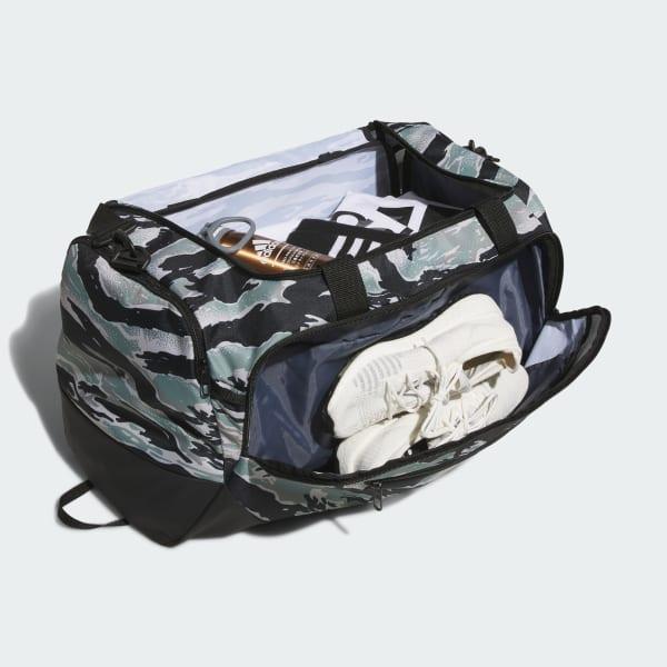 Defender 5 Medium Duffel Bag Product Image