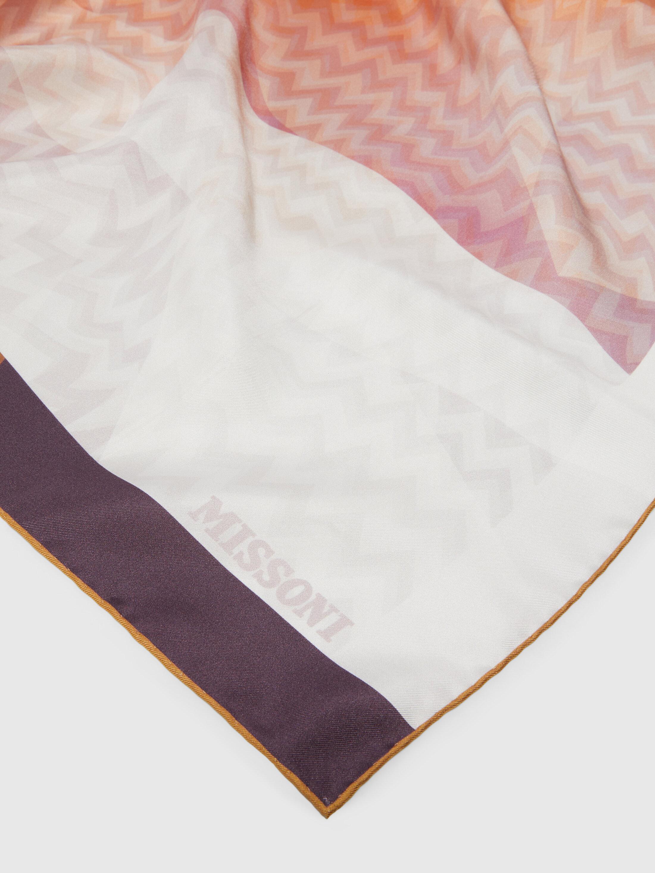 Zigzag silk scarf Product Image