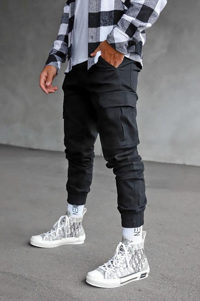 Kryptonite Cargo Pants - Black Product Image