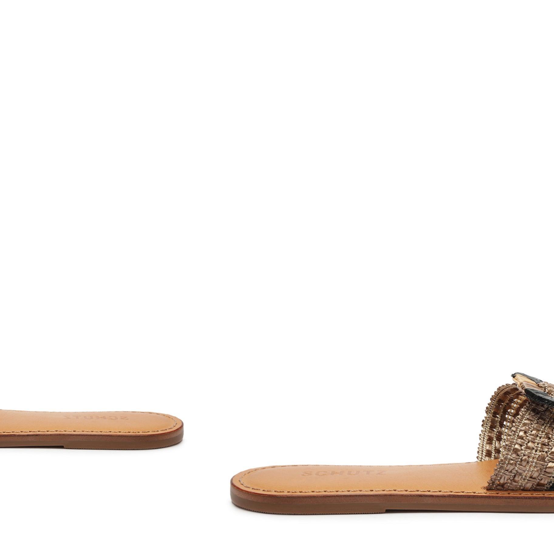 Cinna Flat Sandal Female Product Image