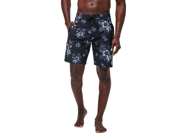 TravisMathew Tiki Time Men's Shorts Product Image