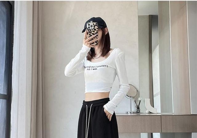 Drawstring Waist Plain Loose Fit Sweatpants Product Image