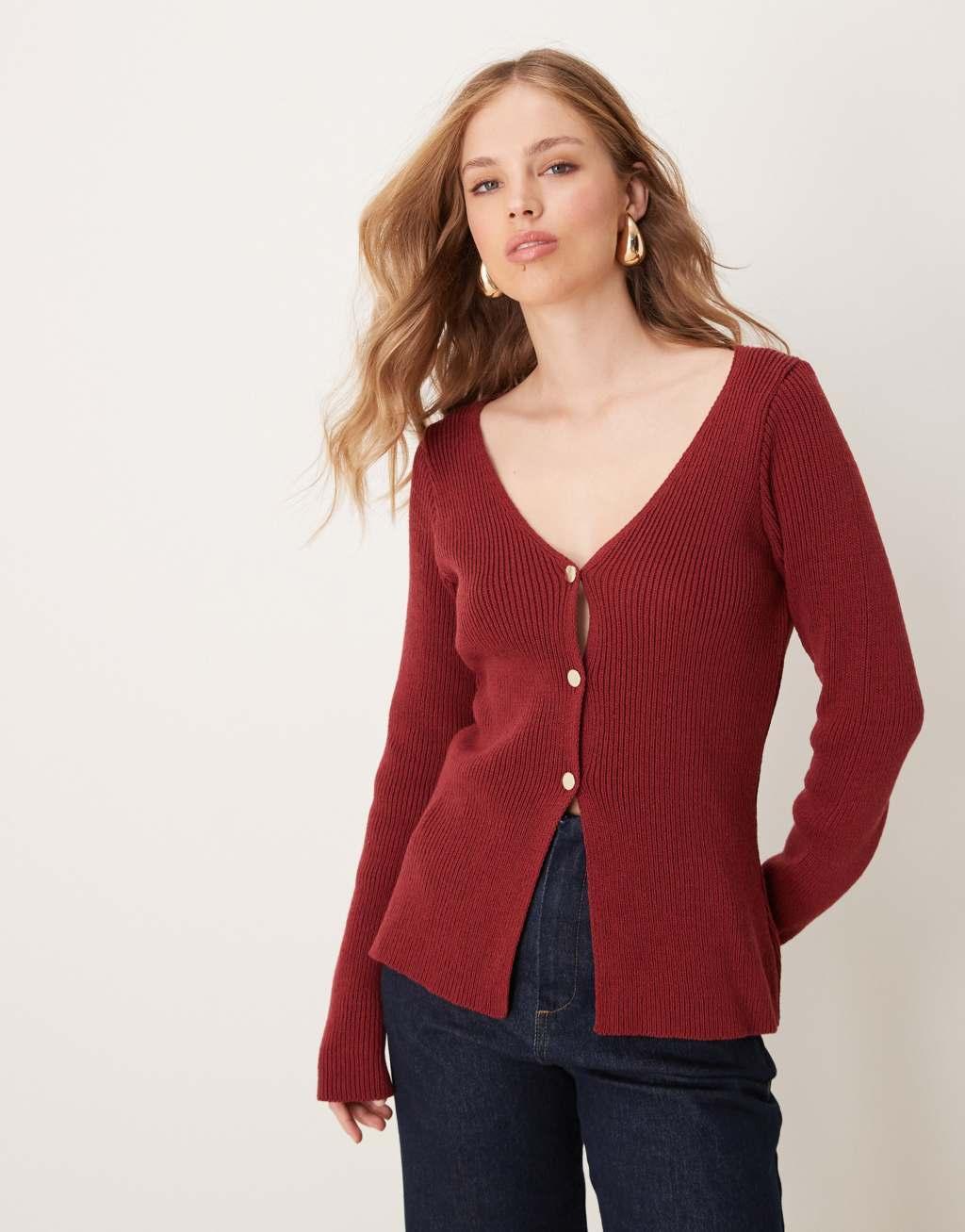 ASOS DESIGN knitted v neck structured cardigan with gold buttons in burgundy Product Image