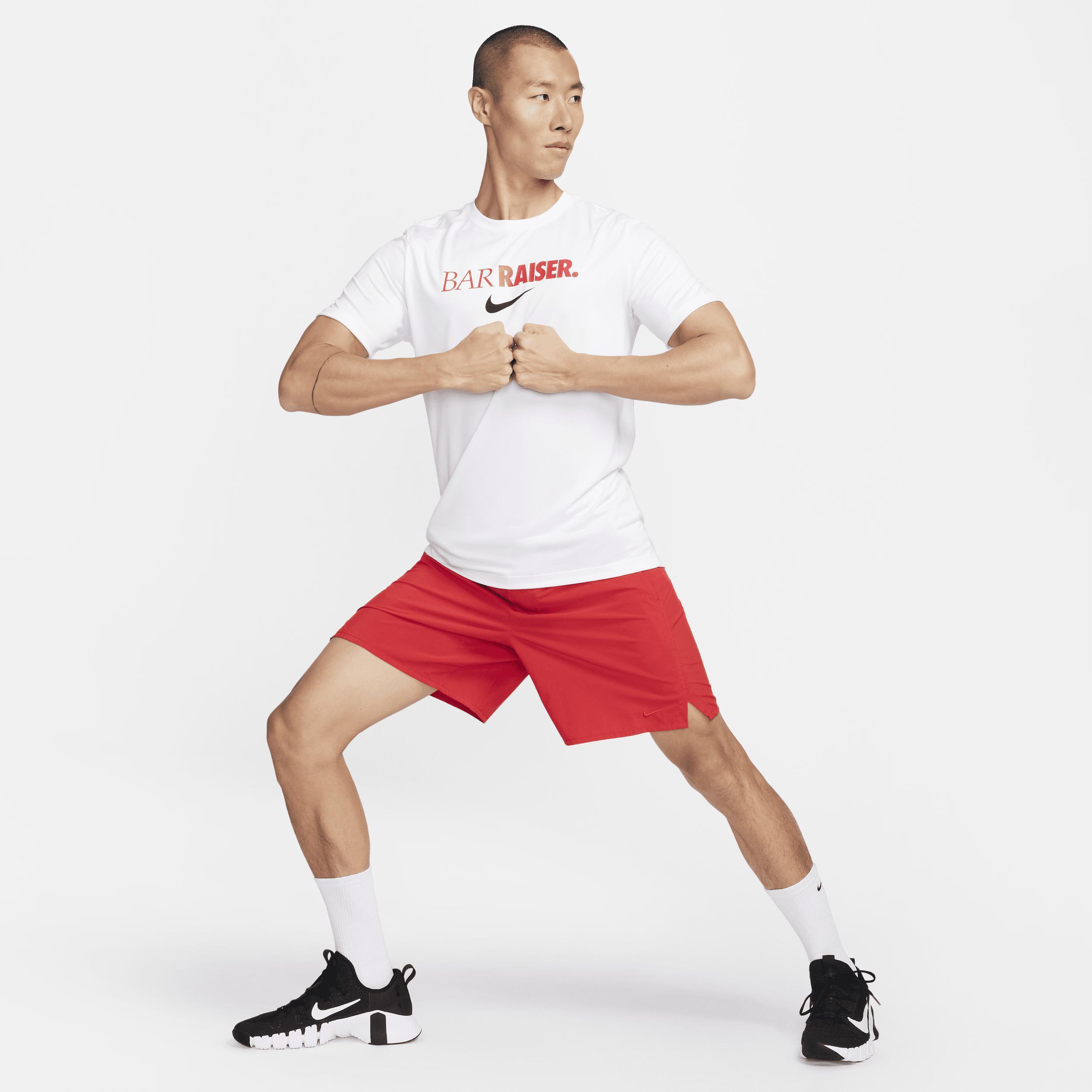 Nike Men's Dri-FIT Fitness T-Shirt Product Image