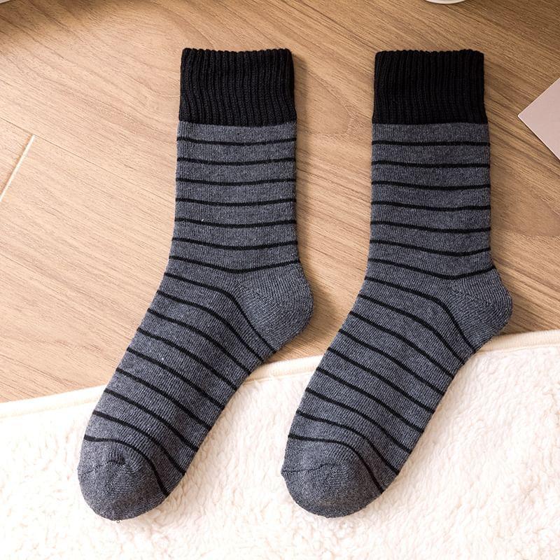 Striped Short Socks Product Image