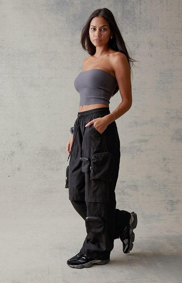 Women's Extreme Cargo Pants Product Image