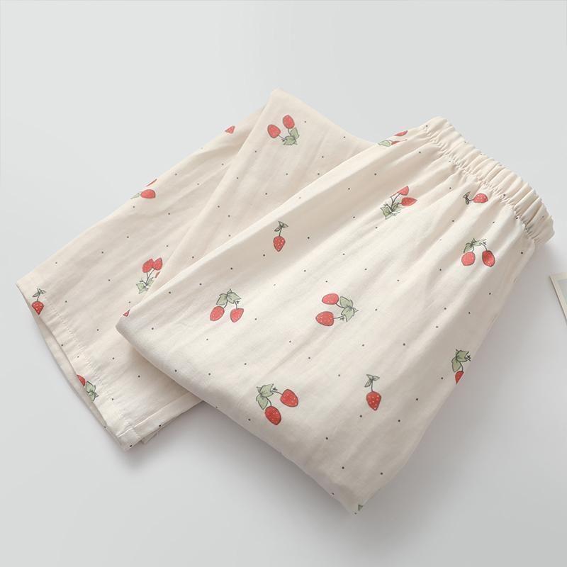 Pajama Set: Long-Sleeve Floral Print Top + Pants Product Image