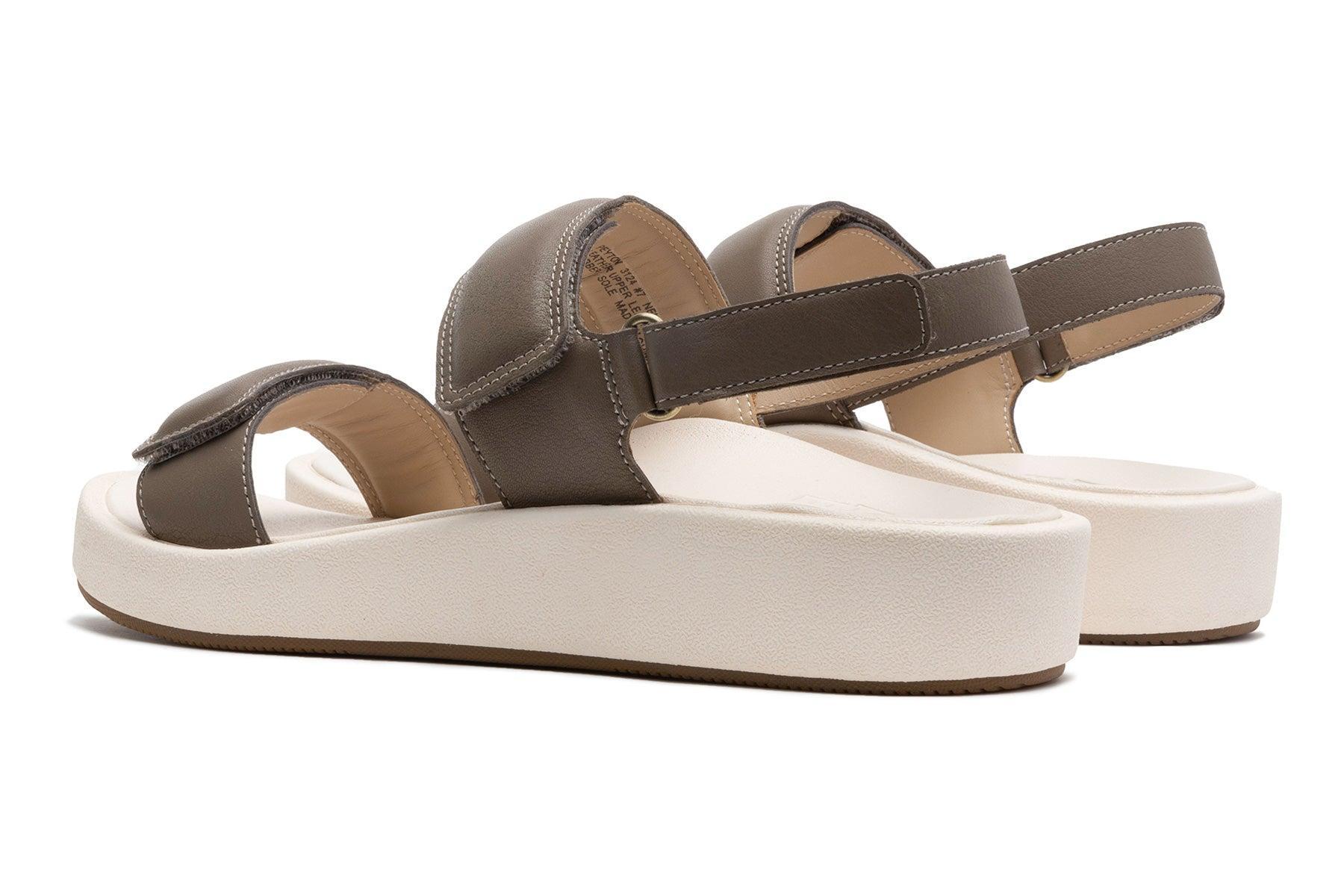 Paseo Sandal Female Product Image