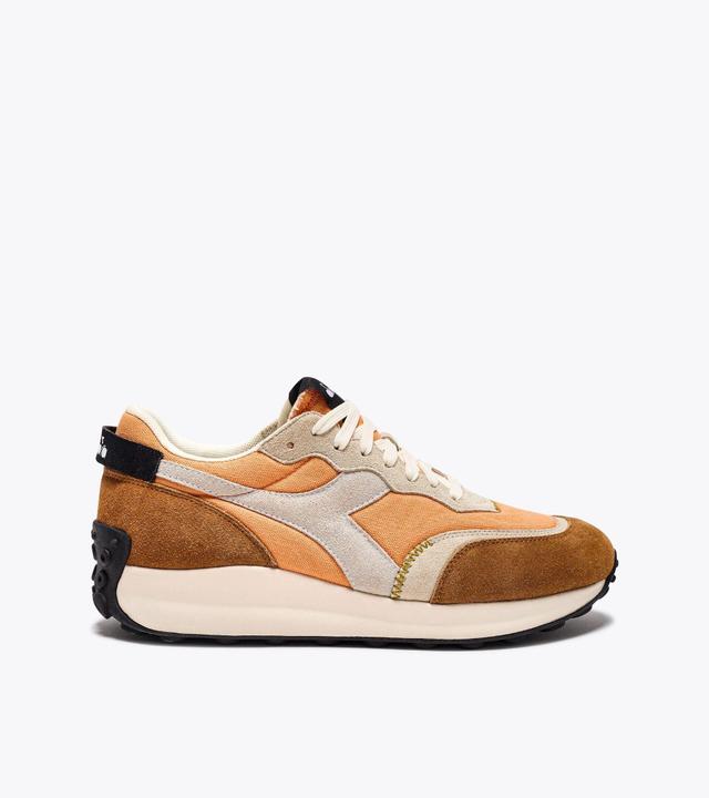 RACE SUEDE SW Product Image