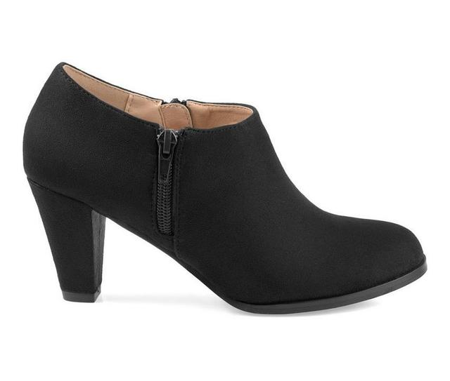 Women's Journee Collection Sanzi Heeled Booties Product Image