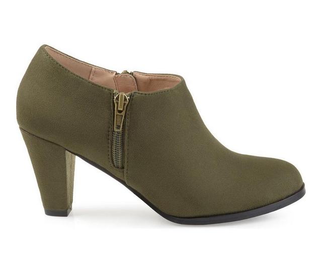 Women's Journee Collection Sanzi Heeled Booties Product Image