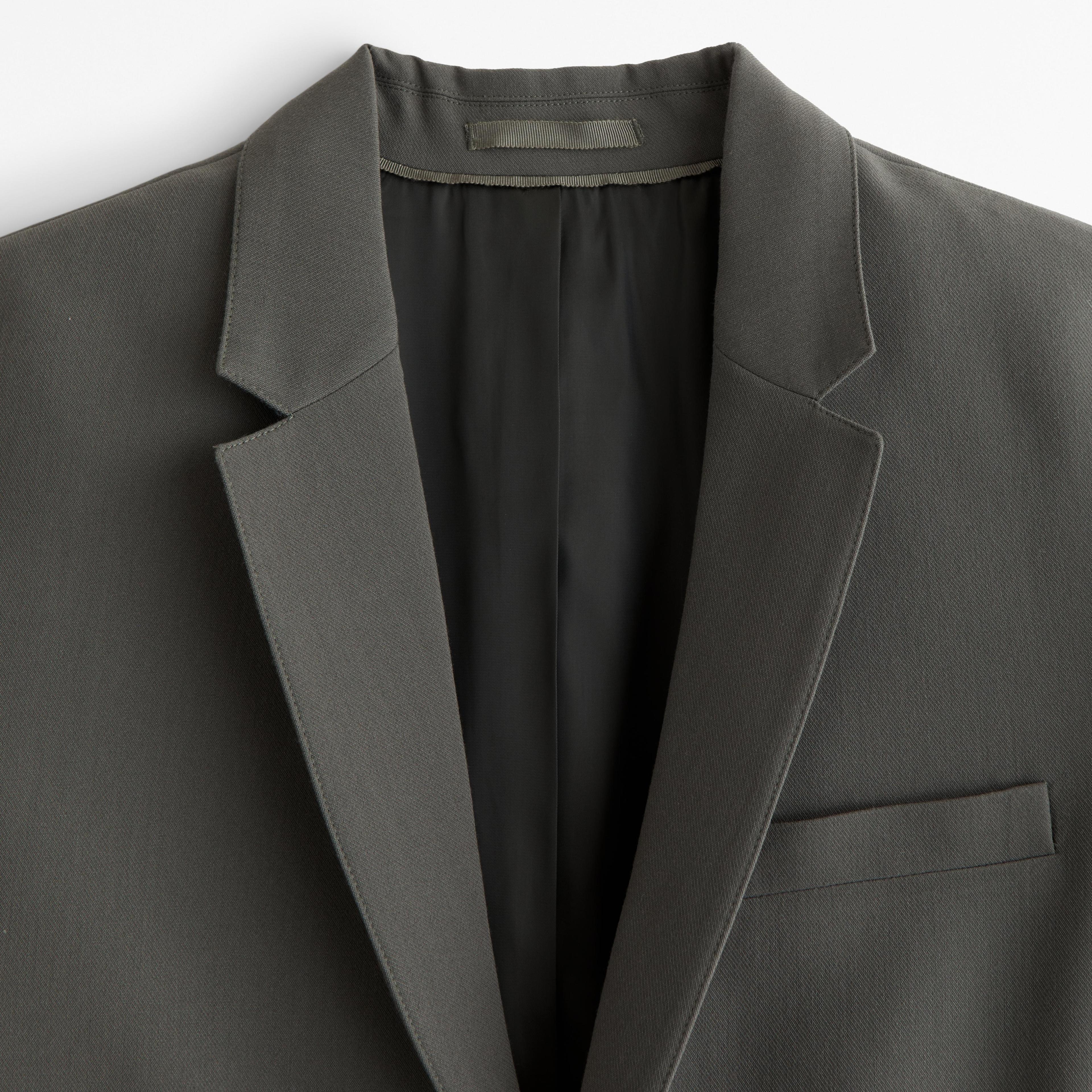 The A&F Collins Tailored Classic Blazer Product Image