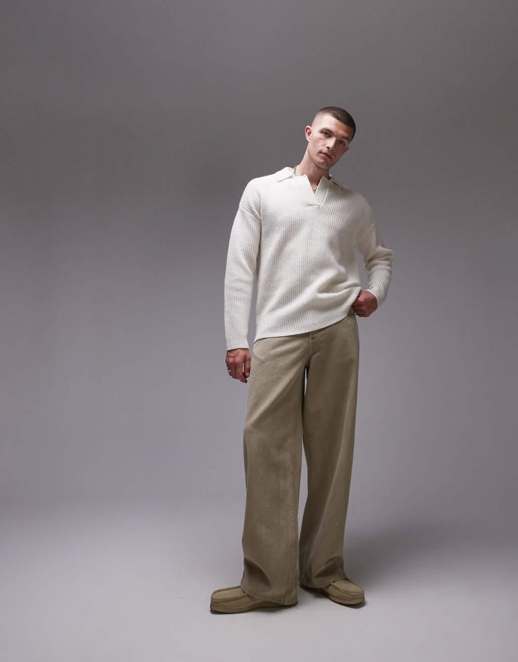 Topman relaxed fit lambswool crew neck sweater in ecru Product Image