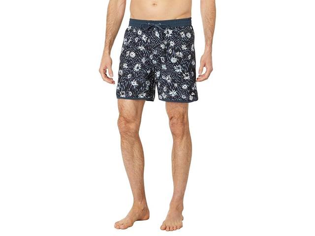 Quiksilver Surfsilk Scallop 17 Volley (Midnight Navy) Men's Swimwear Product Image