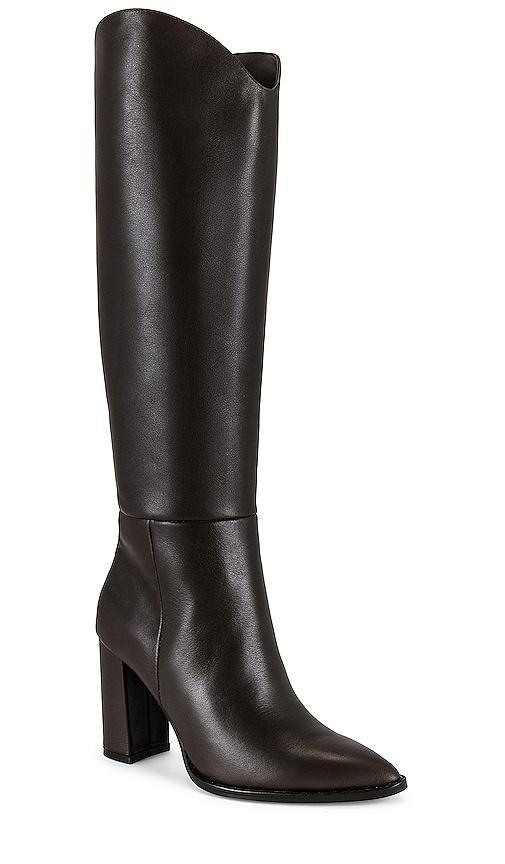 Steve Madden Bixby Boot in Chocolate. Size 6.5. Product Image