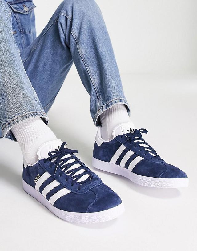 Mens adidas Gazelle Athletic Shoe - Black / White Product Image