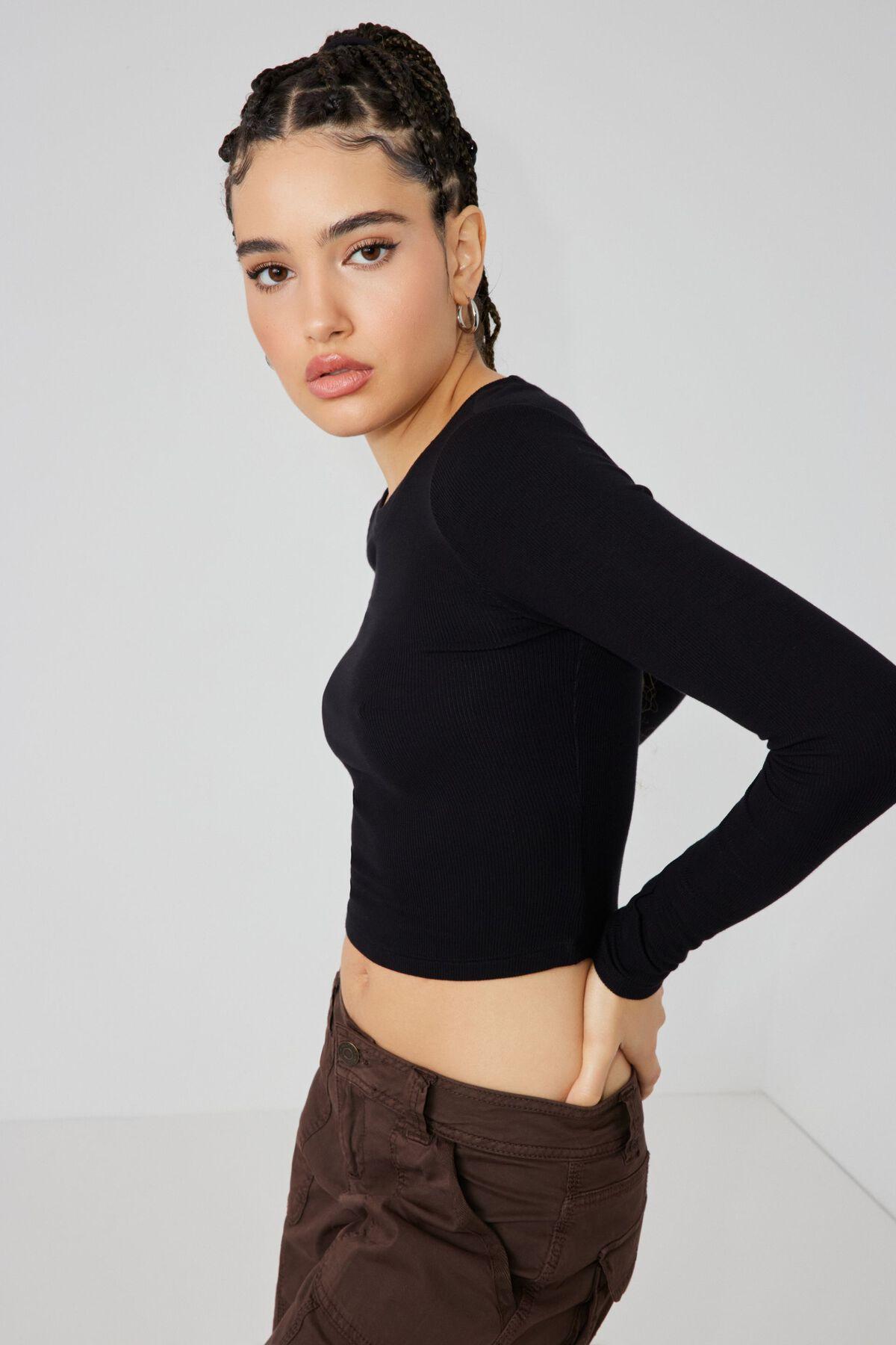 Kimmy Long Sleeve Crewneck Top Product Image