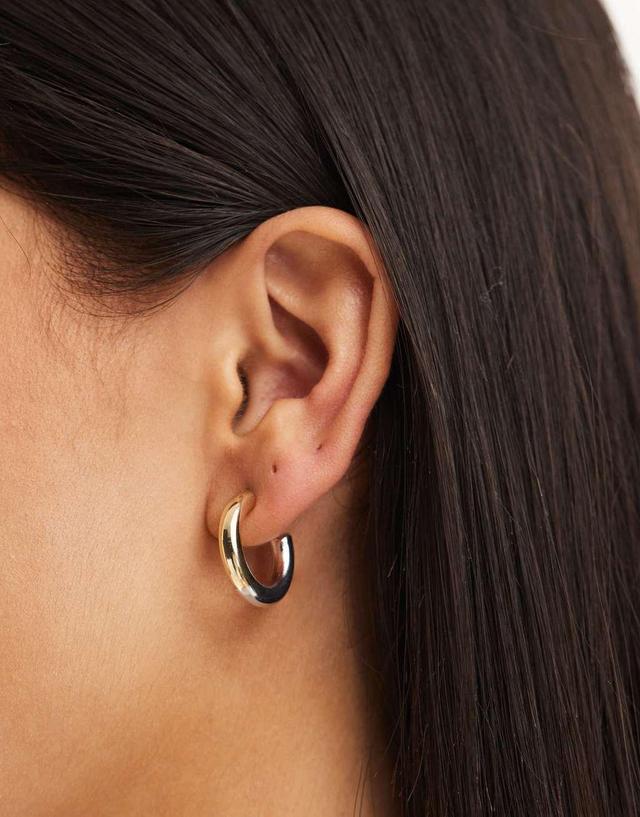 Pieces double hoop earrings in gold and silver Product Image