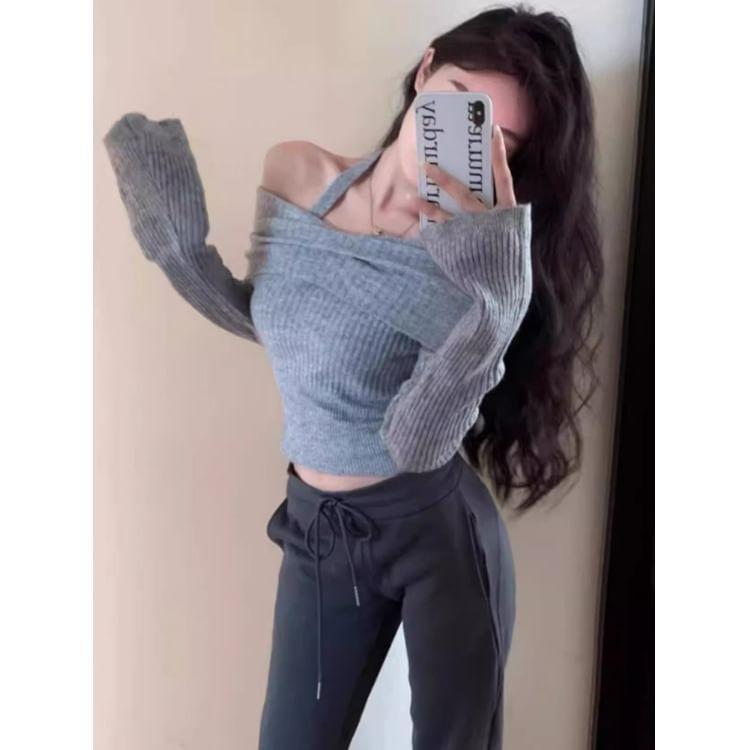 Long-Sleeve Cold-Shoulder Plain Ribbed Knit Crop Top Product Image