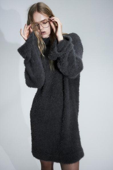 H & M - Oversized Fluffy-knit Sweater - Gray Product Image