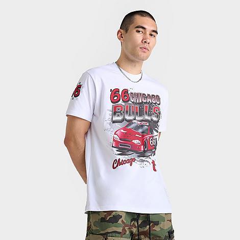 Mens Mitchell & Ness Chicago Bulls NBA Speedway Graphic T-Shirt Product Image