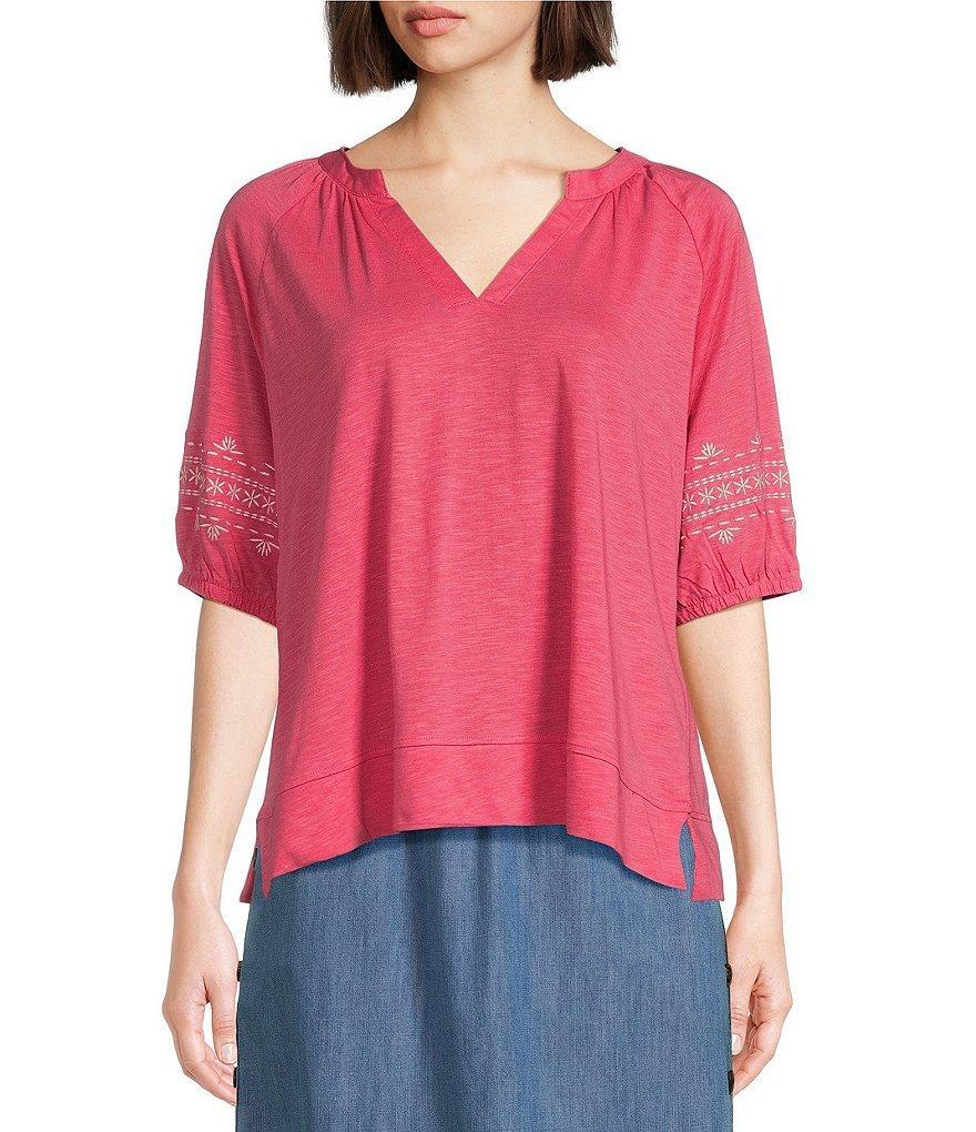 Westbound Petite Size Short Puff Sleeve V-Neck Top Product Image