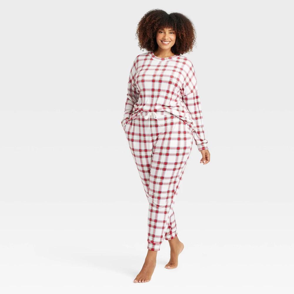 Womens Minky Fleece Pullover Top and Jogger Pants Pajama Set - Auden Cream/Plaid 4X Product Image