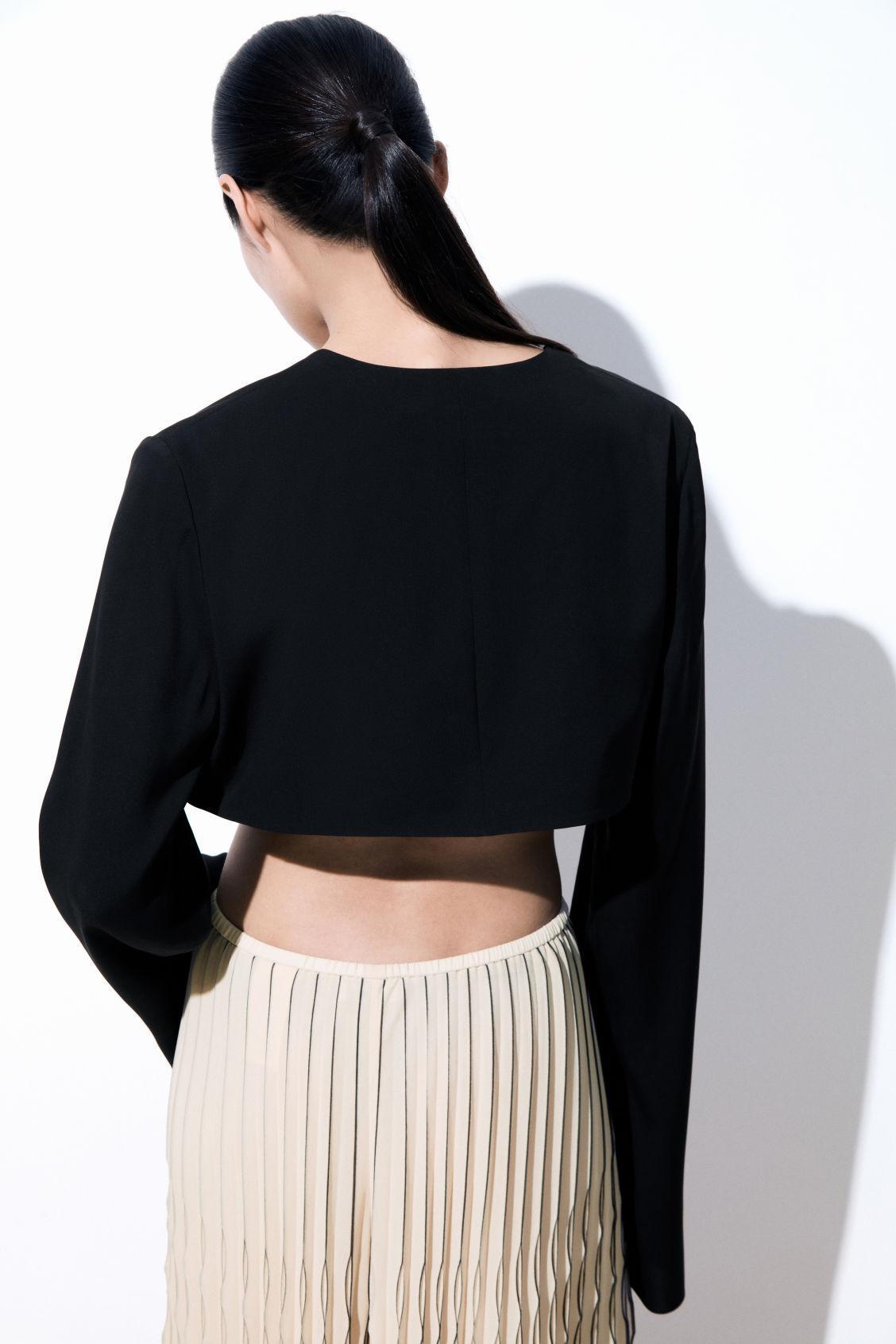 THE CROPPED BOLERO JACKET Product Image