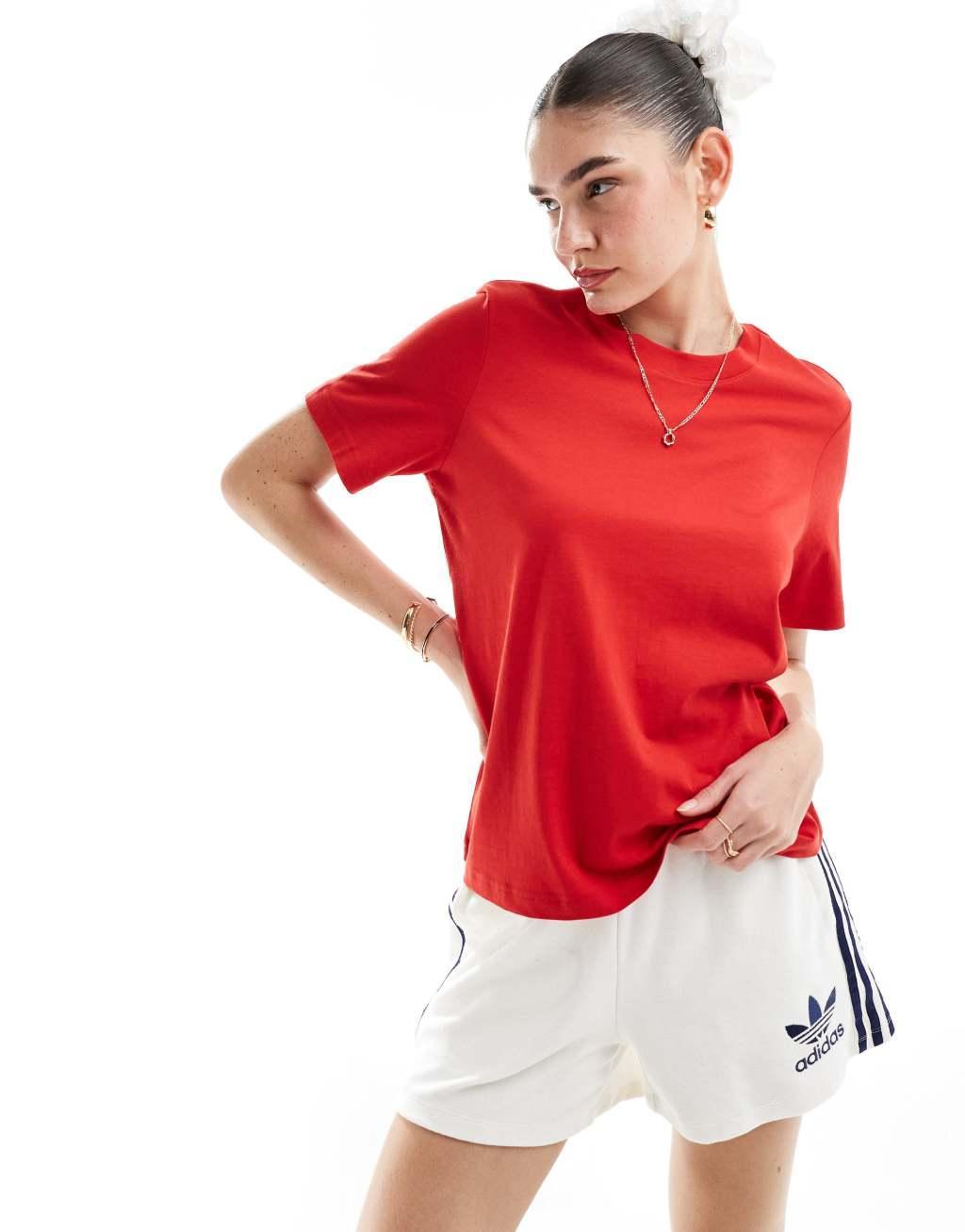 & Other Stories relaxed short sleeve t-shirt in red Product Image