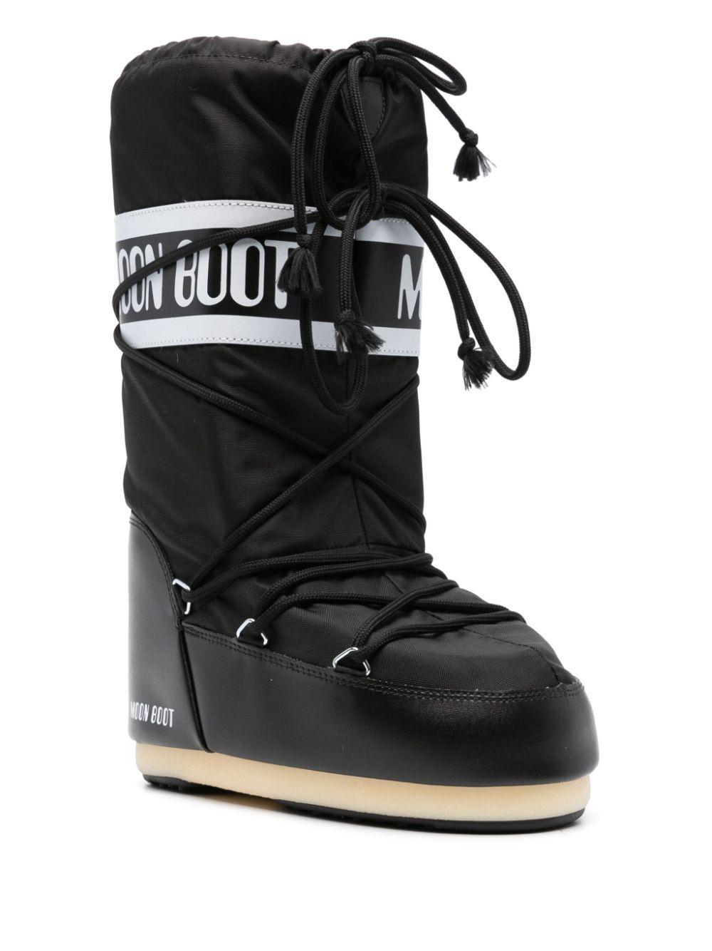 Icon panelled waterproof boots Product Image