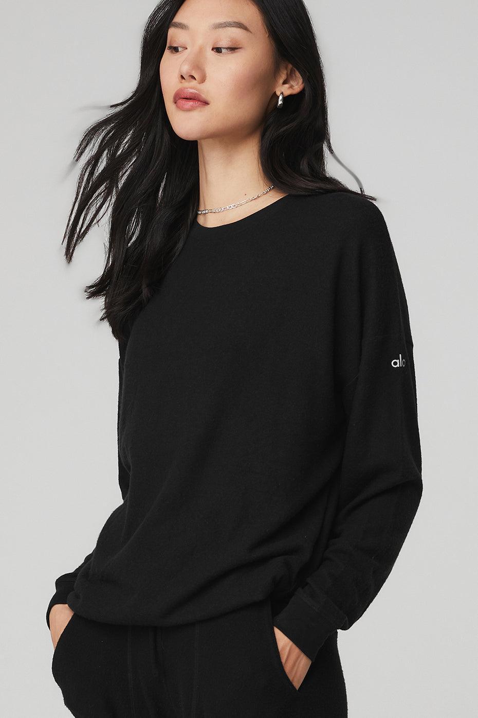 Soho Pullover - Black Product Image