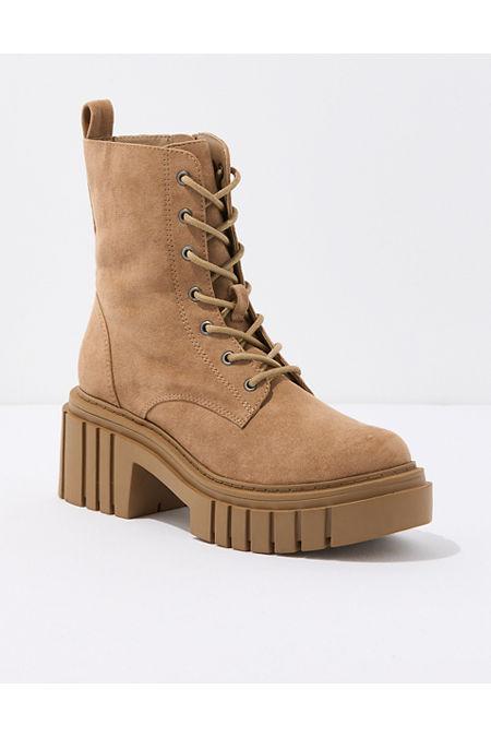 AE Chunky Lug Lace-Up Boot Women's Product Image