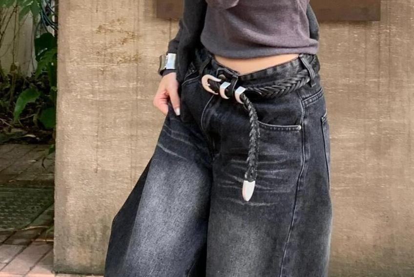 Mid Waist Washed Wide Leg Jeans Product Image