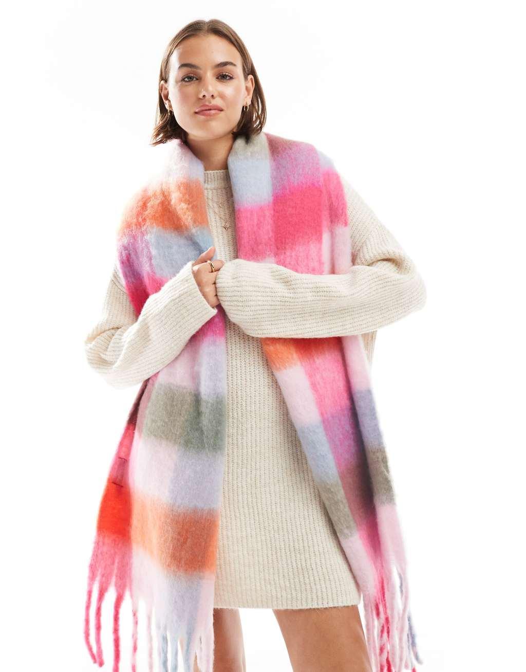 Pieces super soft tassel scarf in multicolored happy plaid Product Image