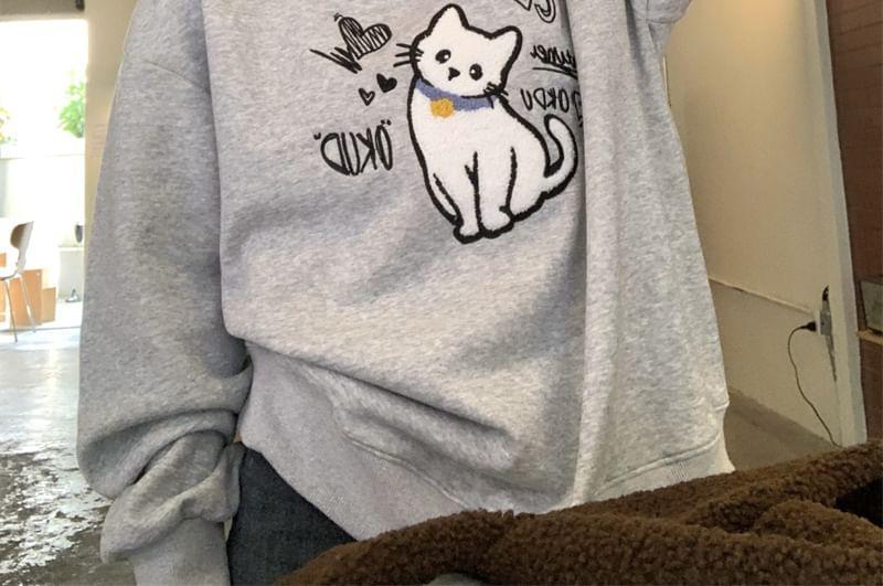 Crew Neck Cat Applique Pullover Product Image