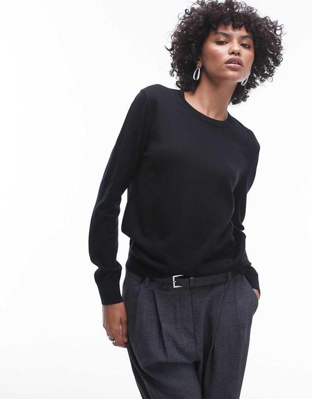 ARKET merino wool fine knit sweater in black Product Image