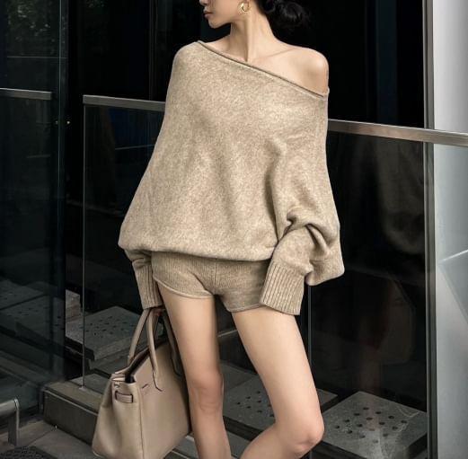 Off-Shoulder Melange Sweater / Mid Rise Knit Shorts Product Image