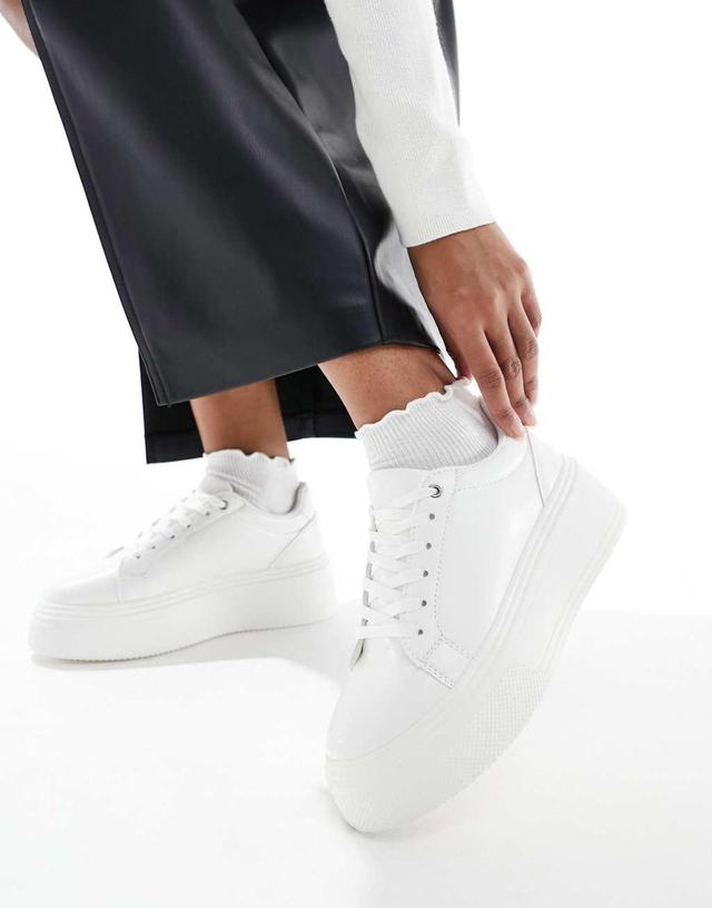 ASOS DESIGN Wide Fit Dream chunky sneakers in white  Product Image