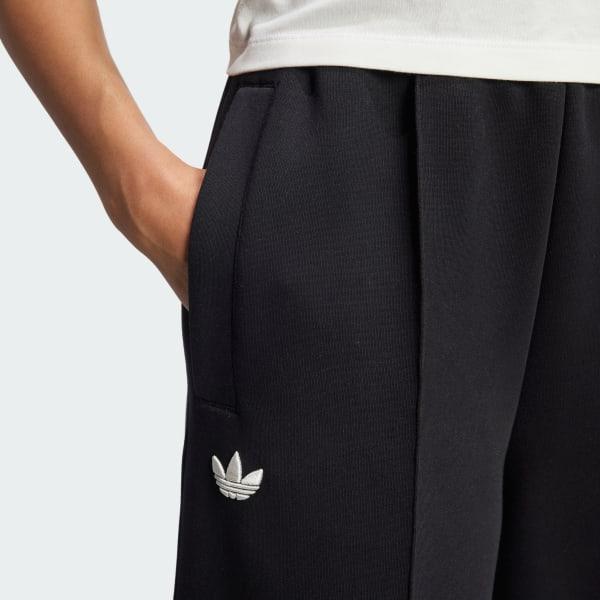 Adicolor Neuclassics Track Pants Product Image