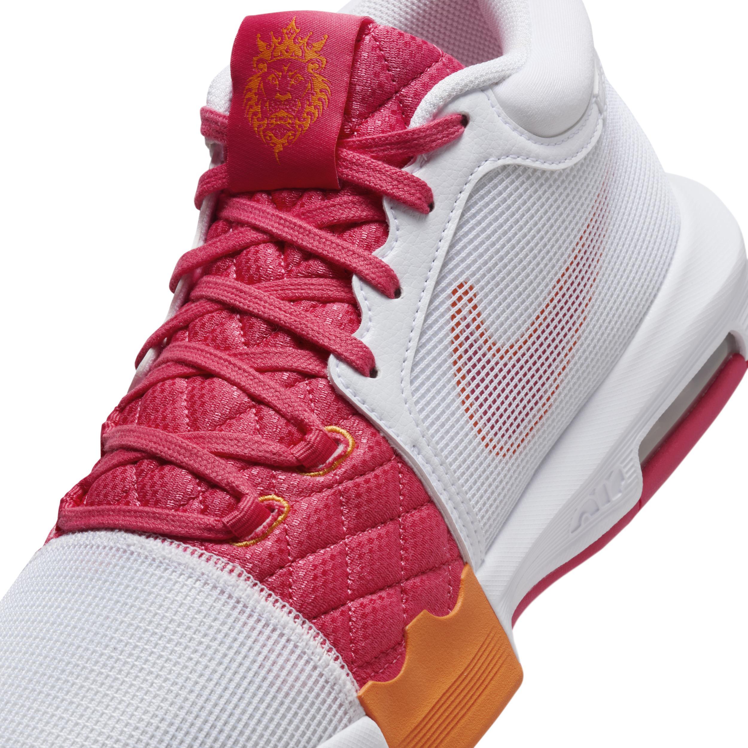 Nike Men's LeBron Witness 8 Basketball Shoes Product Image