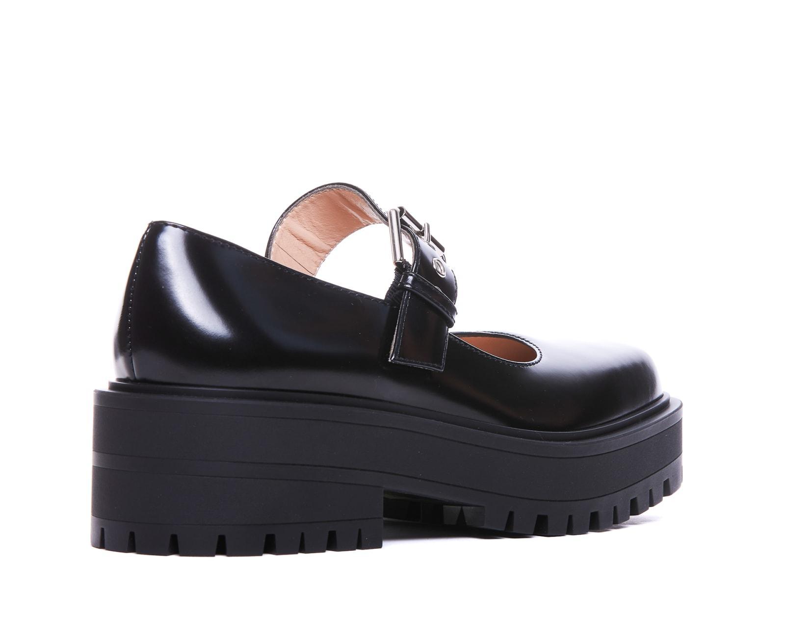 Buckle-fastening Leather Loafers In Black Product Image