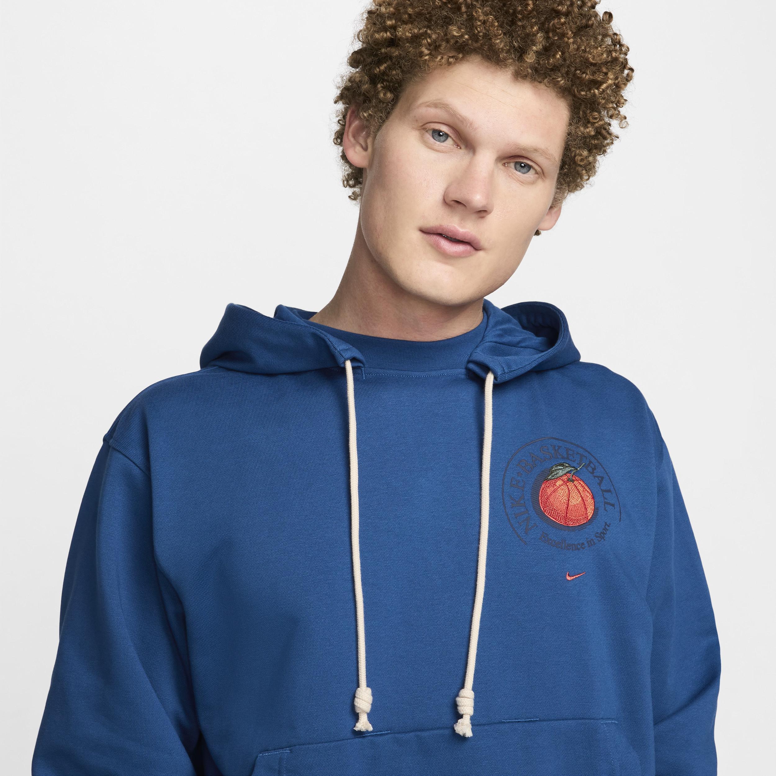 Nike Men's Standard Issue Dri-FIT Basketball Pullover Hoodie Product Image