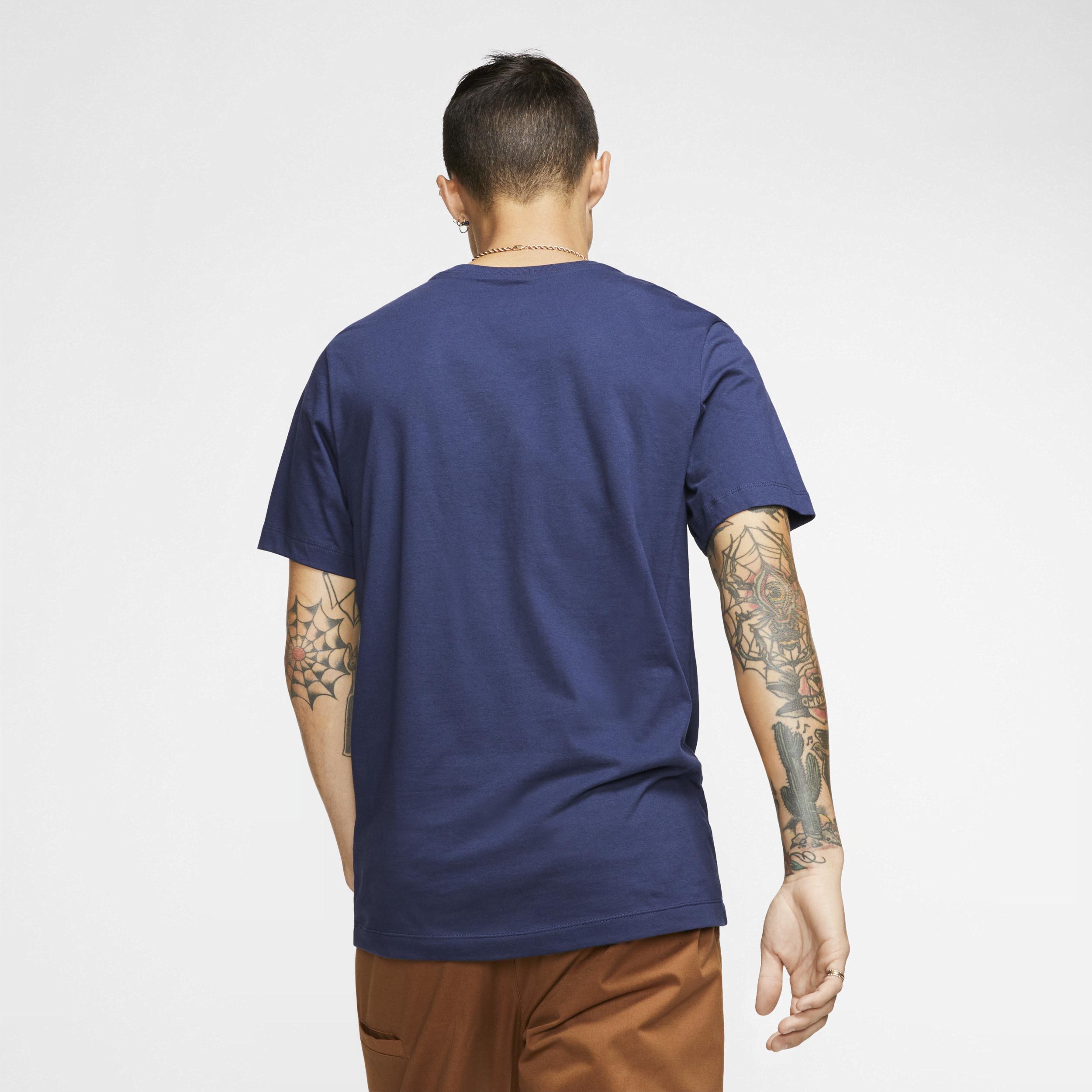 Nike Sportswear Club T-Shirt Product Image