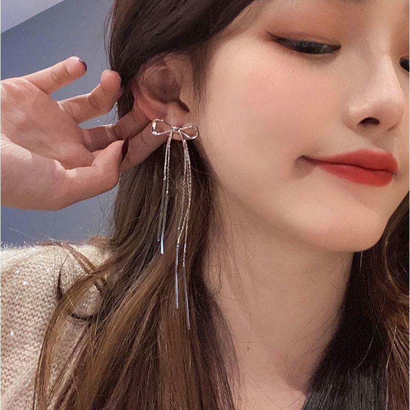 Bow Chain Drop Earrings Product Image