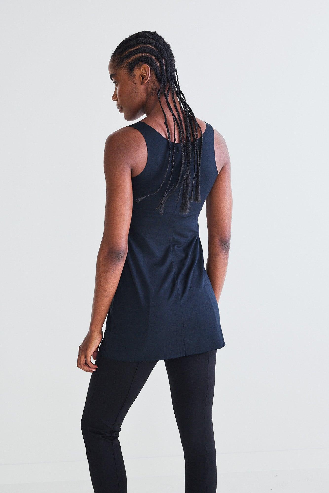 The Essential Long Seamless Cami Product Image